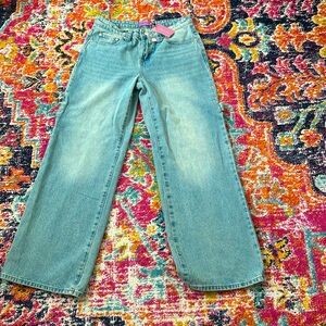 Light washed, low rise, loose fit, carpenter style, Edikted jeans. (size medium)